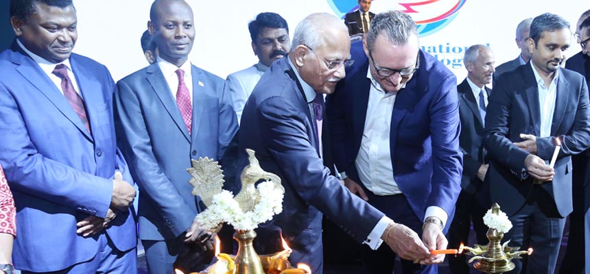  Twin conferences organized by Apollo Hospitals on â€˜Patient Safety and Transforming Healthcare with IT commence at Hyderabad