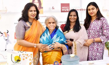 'Eco Divas' create eco- friendly diyas from cow dung, to preserve the environment & atmospheric temperature!