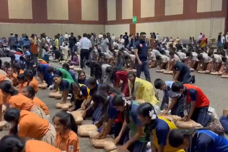 Cpr Record Breaking Attempt Unites Hyderabad Welthi Healthcare Tips