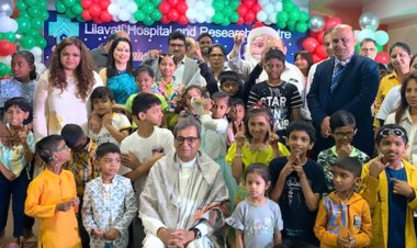 Christmas Party Organized  For Children With Cochlear Implant At Lilavati Hospital