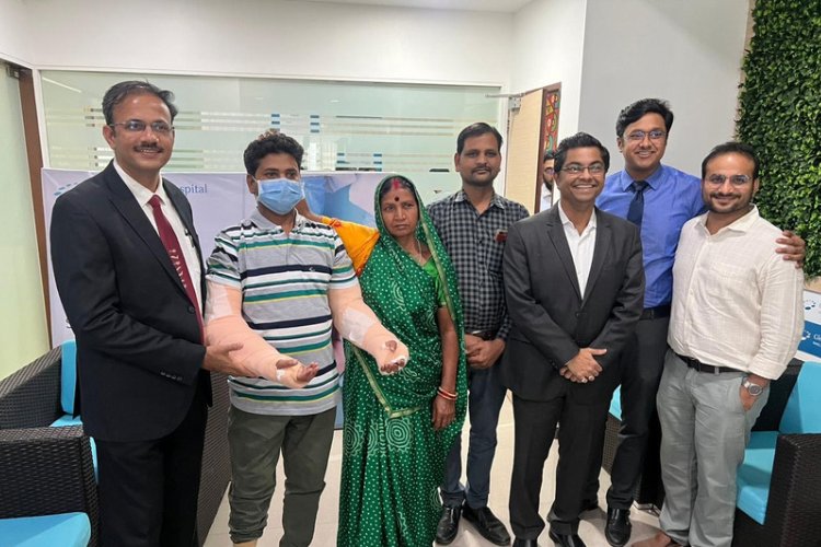 Three-Year Struggle Ends: Ujjain Man Who Lost Both Hands and One Leg in Electric Shock Accident Successfully Undergoes Bilateral Hand Transplant