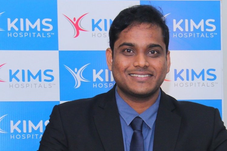 An 8-year-old baby had a ligament tear Injury to the knee while playing, completely torn ACL