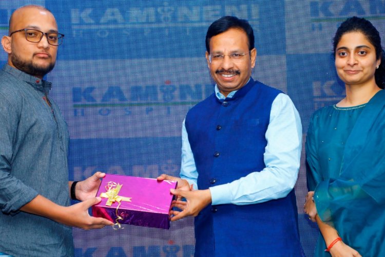 Additional DGP VC Sajjanar Takes Organ Donation Pledge at Kamineni Hospital