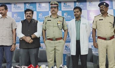 Visakhapatnam City Police & Apollo Hospitals; unveil ambulance services to save lives of accident victims!