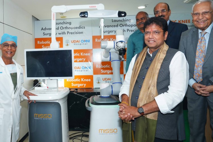 Udai Omni Hospital pioneers Advanced Robot-Assisted Joint Replacement Surgery!