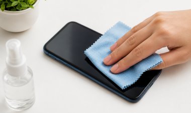 Here's Why You Should Consider Cleaning Your Cell Phone