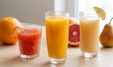 GIVE YOURSELF A JUICE BOOST